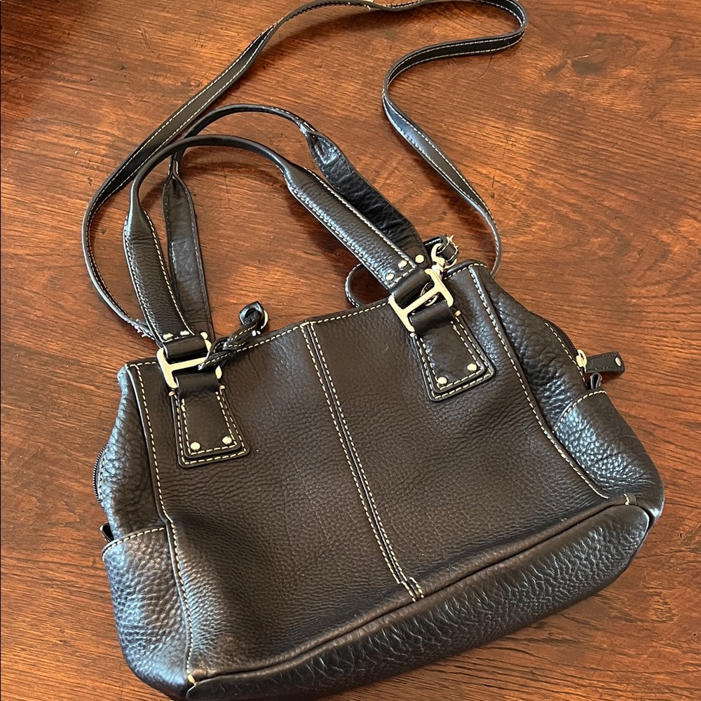 Black leather Fossil bag